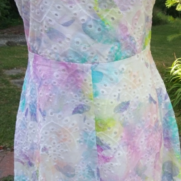 Adyson Parker Cotton Eyelet Embroidered Watercolor Maxi Dress size Large - Picture 3 of 12
